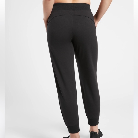 Athleta Triumph Jogger Black Small - Picture 3 of 8